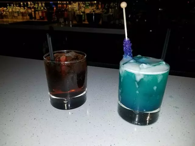 16-Bit Bar+Arcade