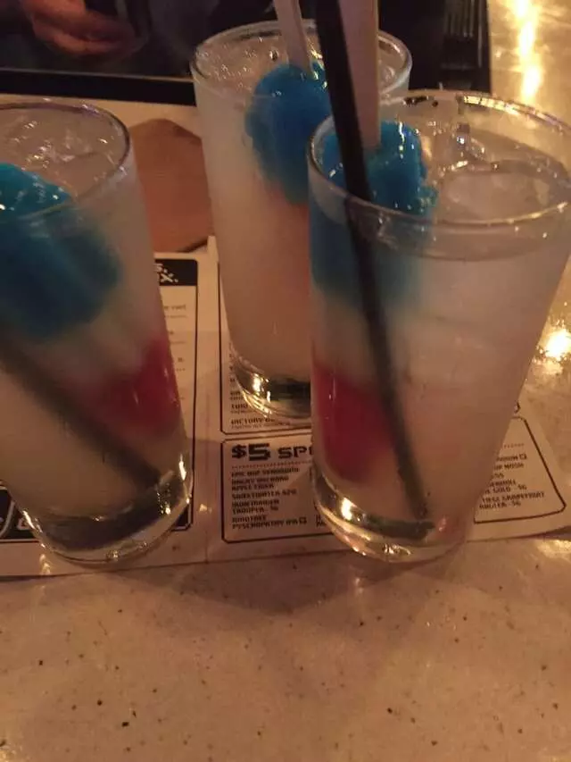 16-Bit Bar+Arcade