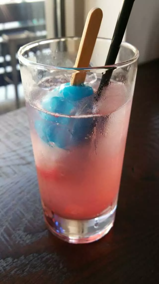 16-Bit Bar+Arcade