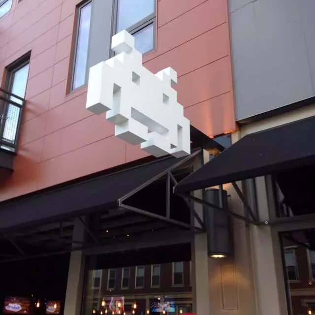 16-Bit Bar+Arcade