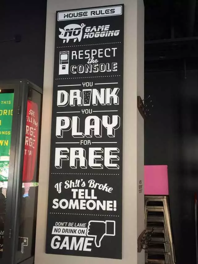 16-Bit Bar+Arcade