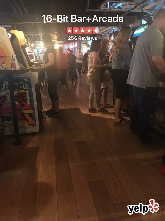 16-Bit Bar+Arcade