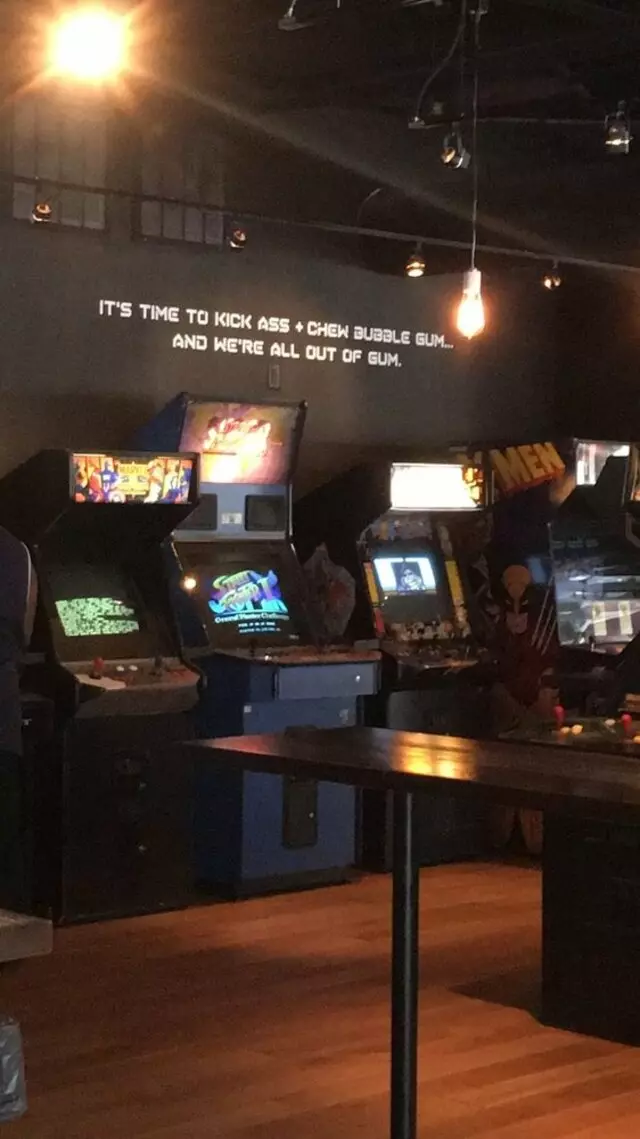 16-Bit Bar+Arcade
