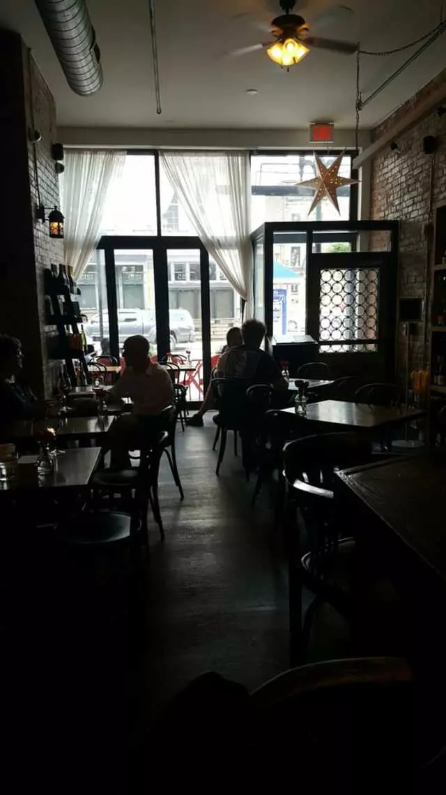 1215 Wine Bar & Coffee Lab