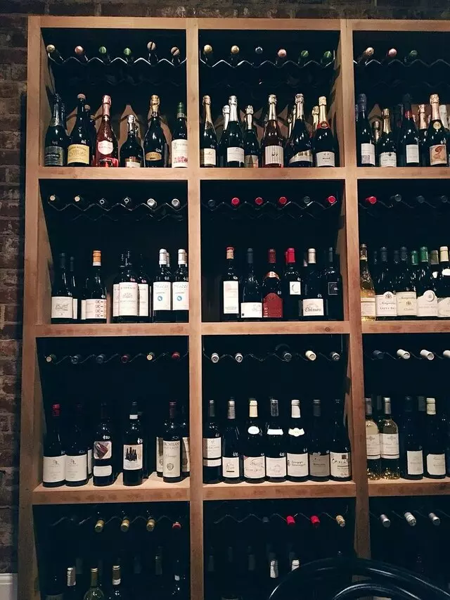 1215 Wine Bar & Coffee Lab