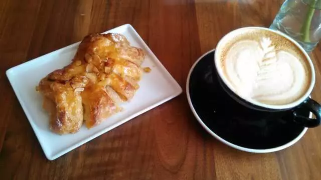 1215 Wine Bar & Coffee Lab