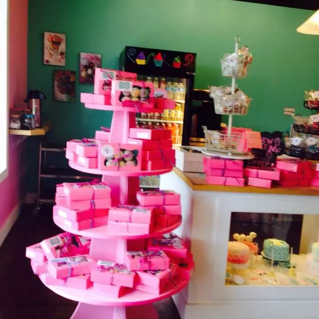 3 Sweet Girls Cakery