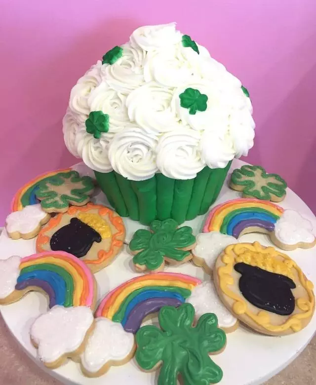 3 Sweet Girls Cakery