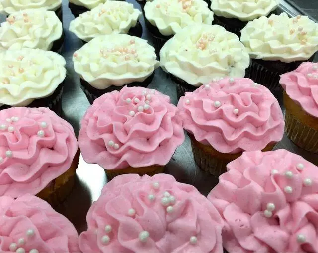 3 Sweet Girls Cakery