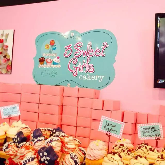 3 Sweet Girls Cakery