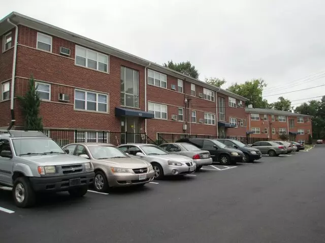 Aljoy Court