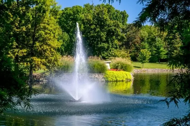 Arlington Memorial Gardens Cemetery