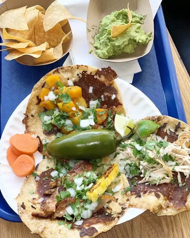 Pata Roja Taqueria