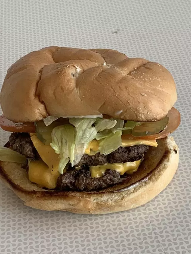 Tenders & Burgers Co