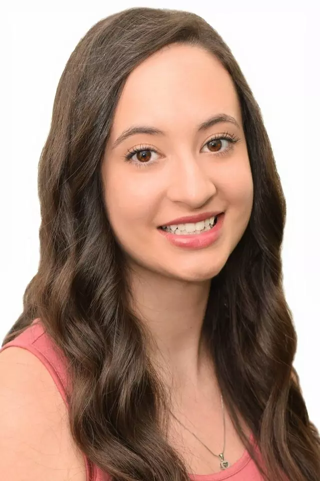 Amanda Ashworth - Lohmiller Real Estate