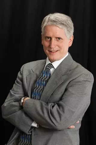 Kevin Powers Roberts Esq