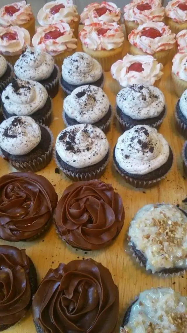 A Mother’s Touch Cakes