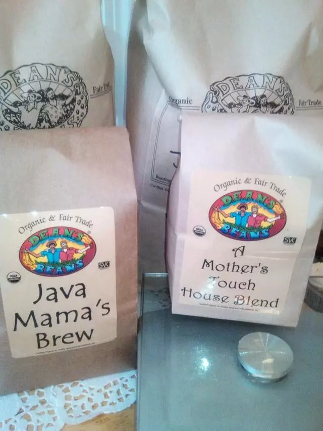 A Mother’s Touch Cakes