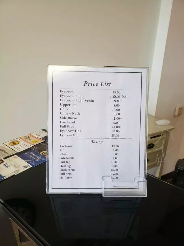 Ana’s Eyebrow Place