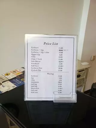 Ana’s Eyebrow Place