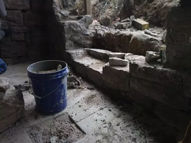 AKH Development