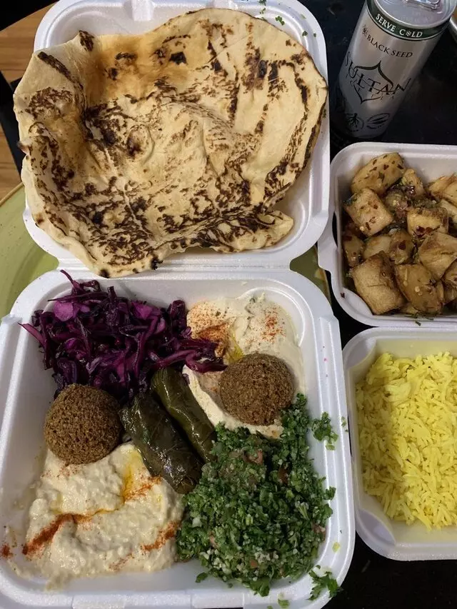 Al-Madina Market & Grill