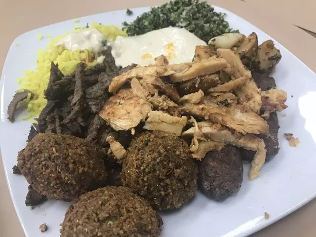 Al-Madina Market & Grill