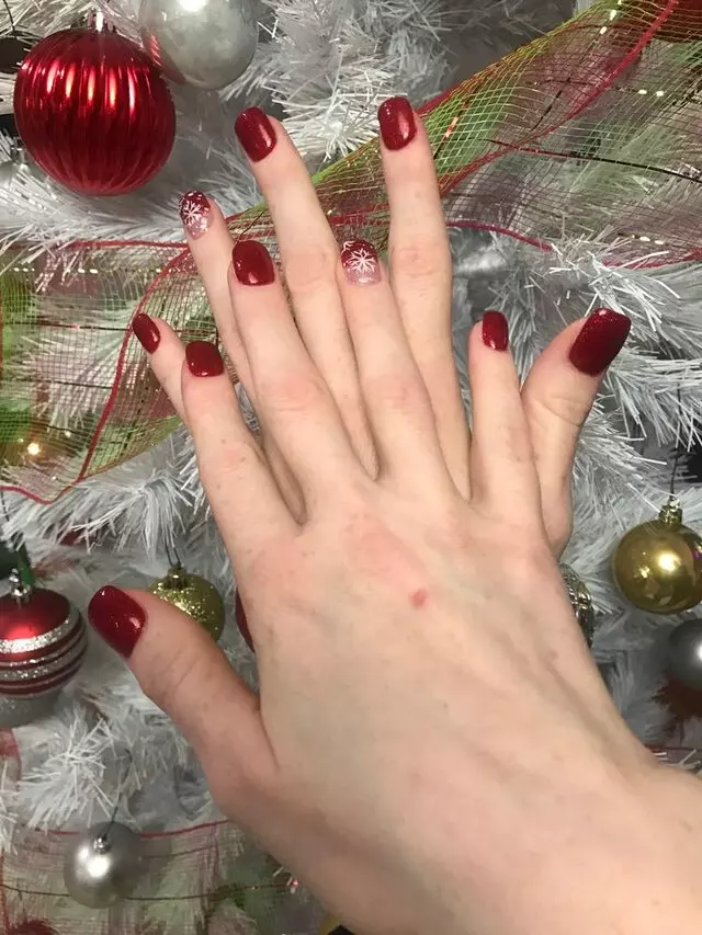 Attractive Nails & Spa