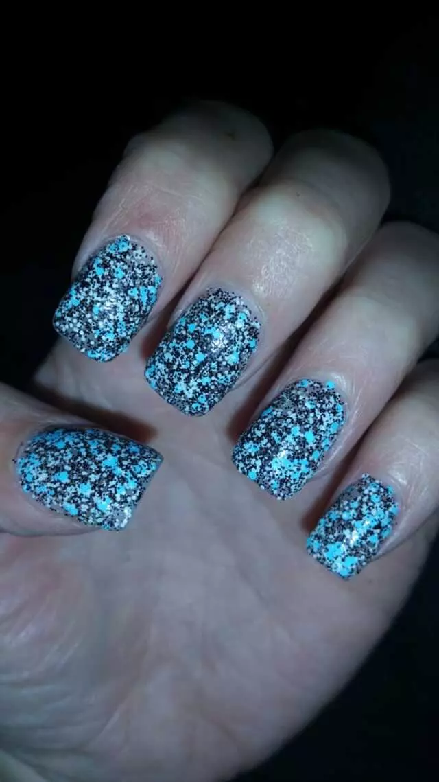 Attractive Nails & Spa