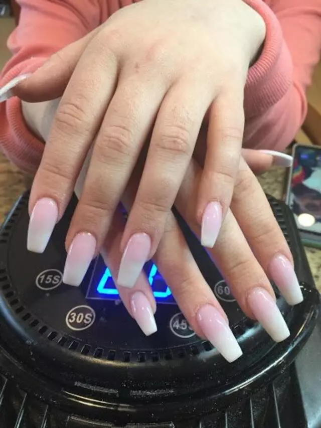 Attractive Nails & Spa