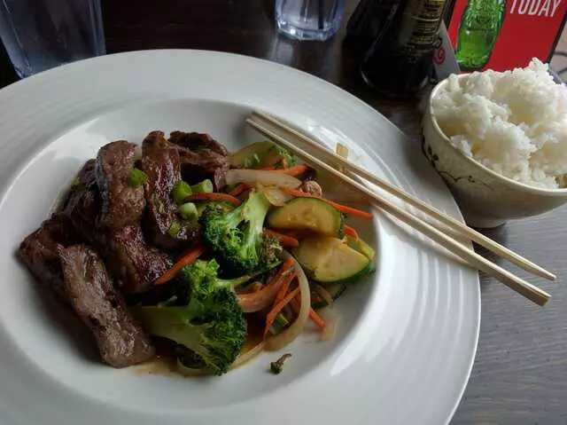 Aroma Restaurant & Sushi