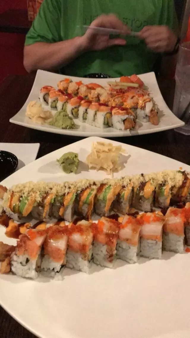 Aroma Restaurant & Sushi
