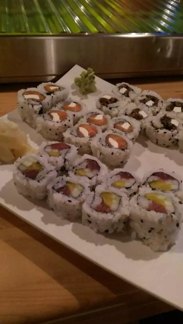 Aroma Restaurant & Sushi