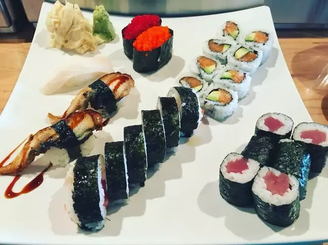 Aroma Restaurant & Sushi