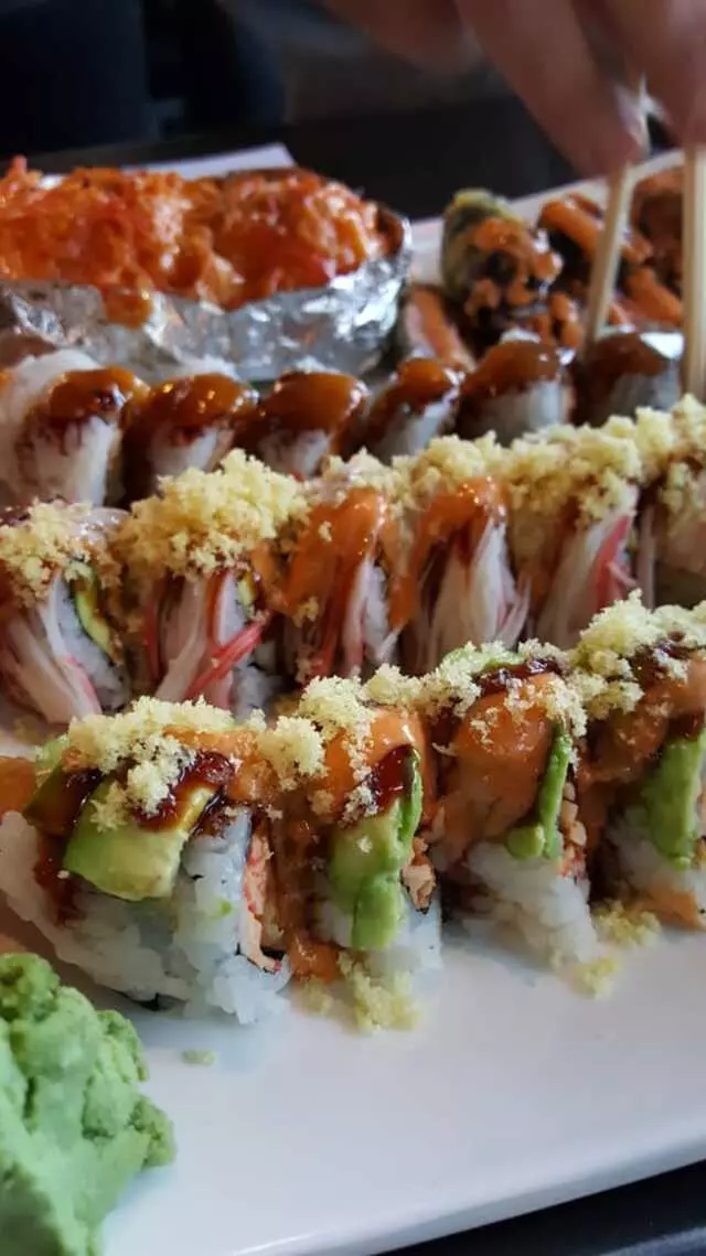 Aroma Restaurant & Sushi