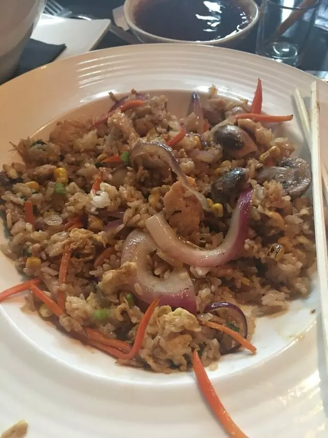 Aroma Restaurant & Sushi