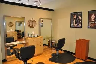 Anthony’s Salon