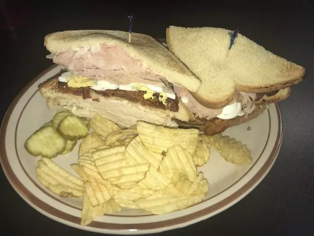 Tino&apos;s