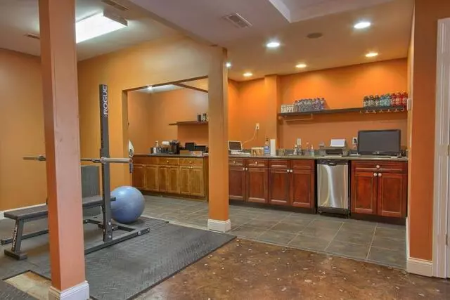 StrongFit