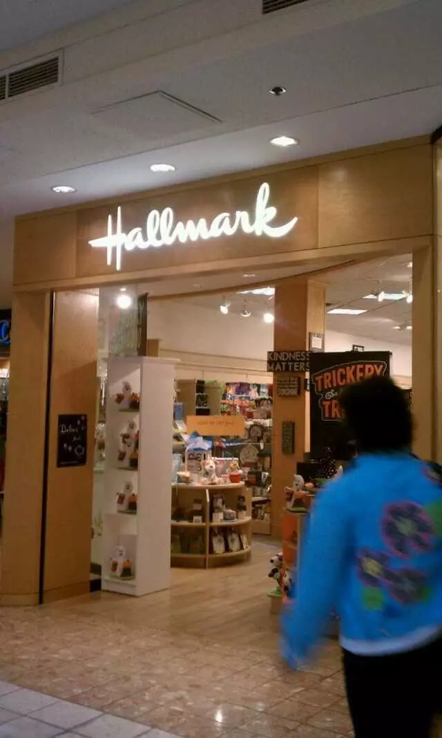 Ann’s Hallmark Shop