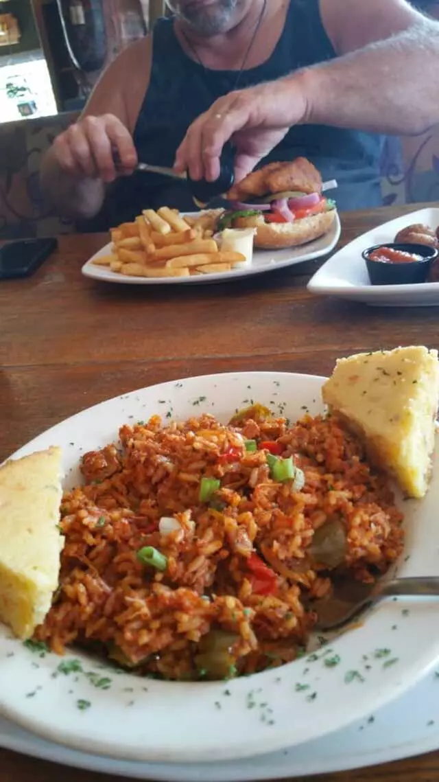 Allyn’s Cafe