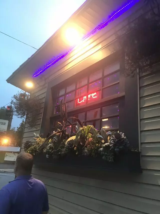 Allyn’s Cafe