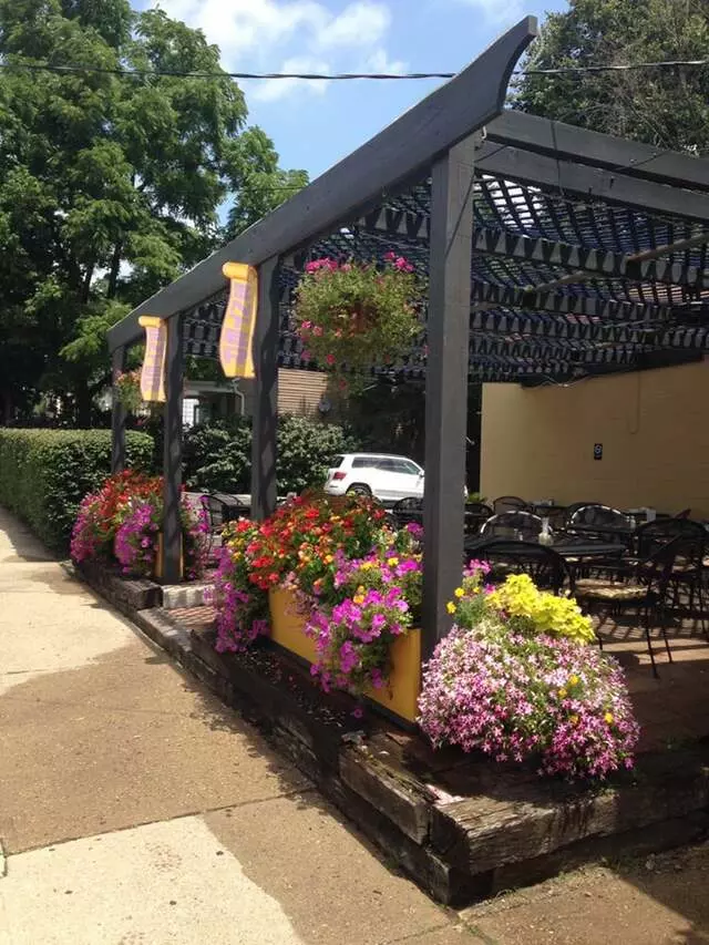 Allyn’s Cafe