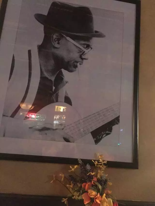 Allyn’s Cafe