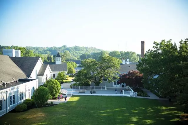 Seven Hills School - Hillsdale Campus