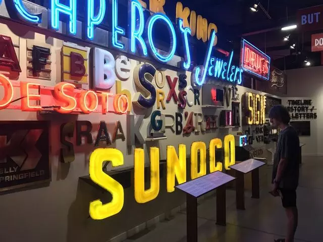 American Sign Museum