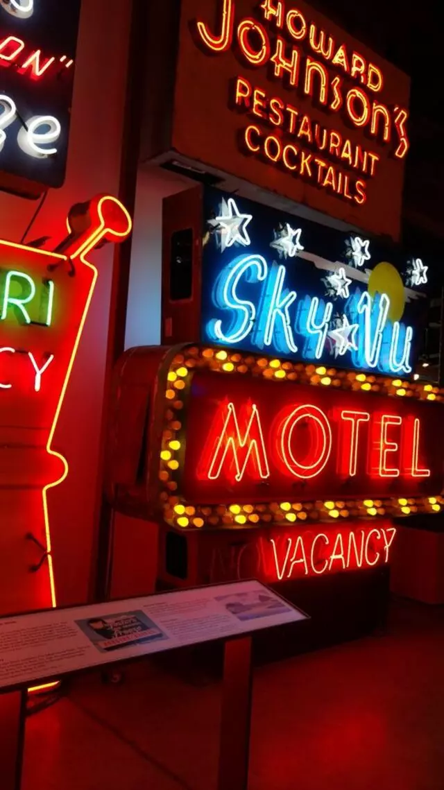 American Sign Museum