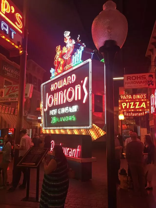 American Sign Museum