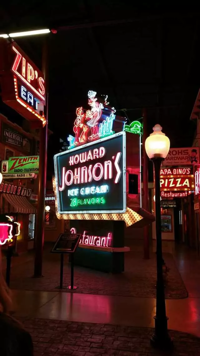 American Sign Museum