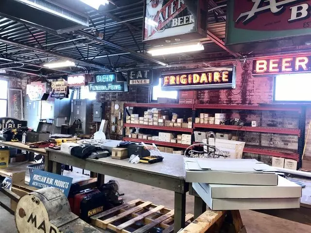 American Sign Museum